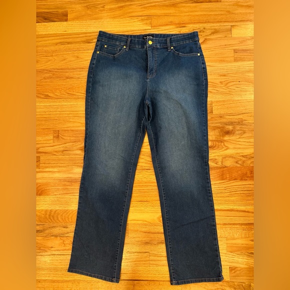 💜 3 for $18 or 5 for $25 Kim Rogers boot cut jeans - Picture 1 of 5